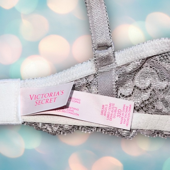 Victoria’s Secret Women’s Lace Lined Demi Bra Size 32D - Picture 3 of 3